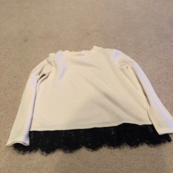 Loft Sweater cream with lace bottom Size xsp - Picture 1 of 3